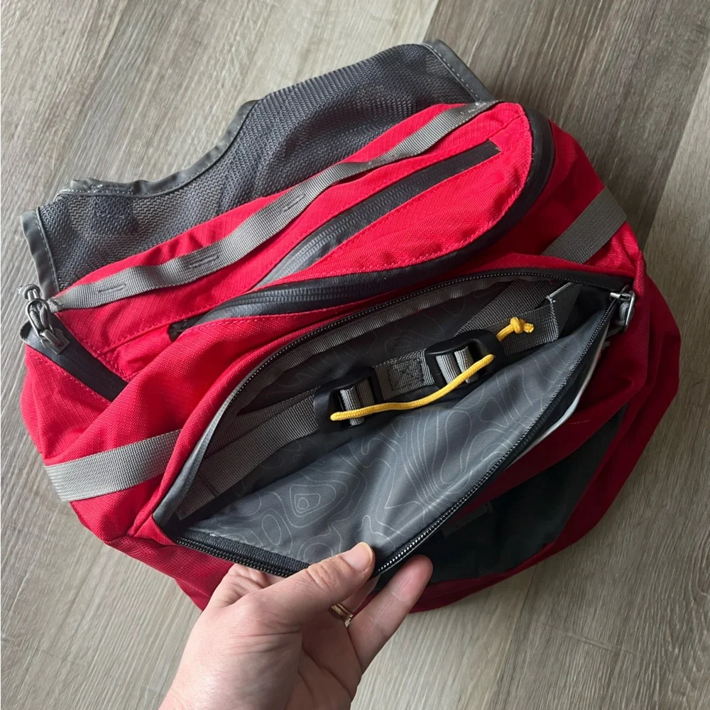 RuffWear Red Crimson Palisades Pack Dog Pack size Medium
